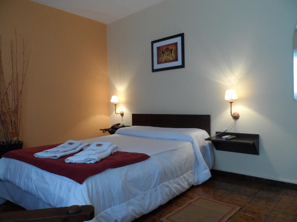 Hotel Minas Bagian luar foto