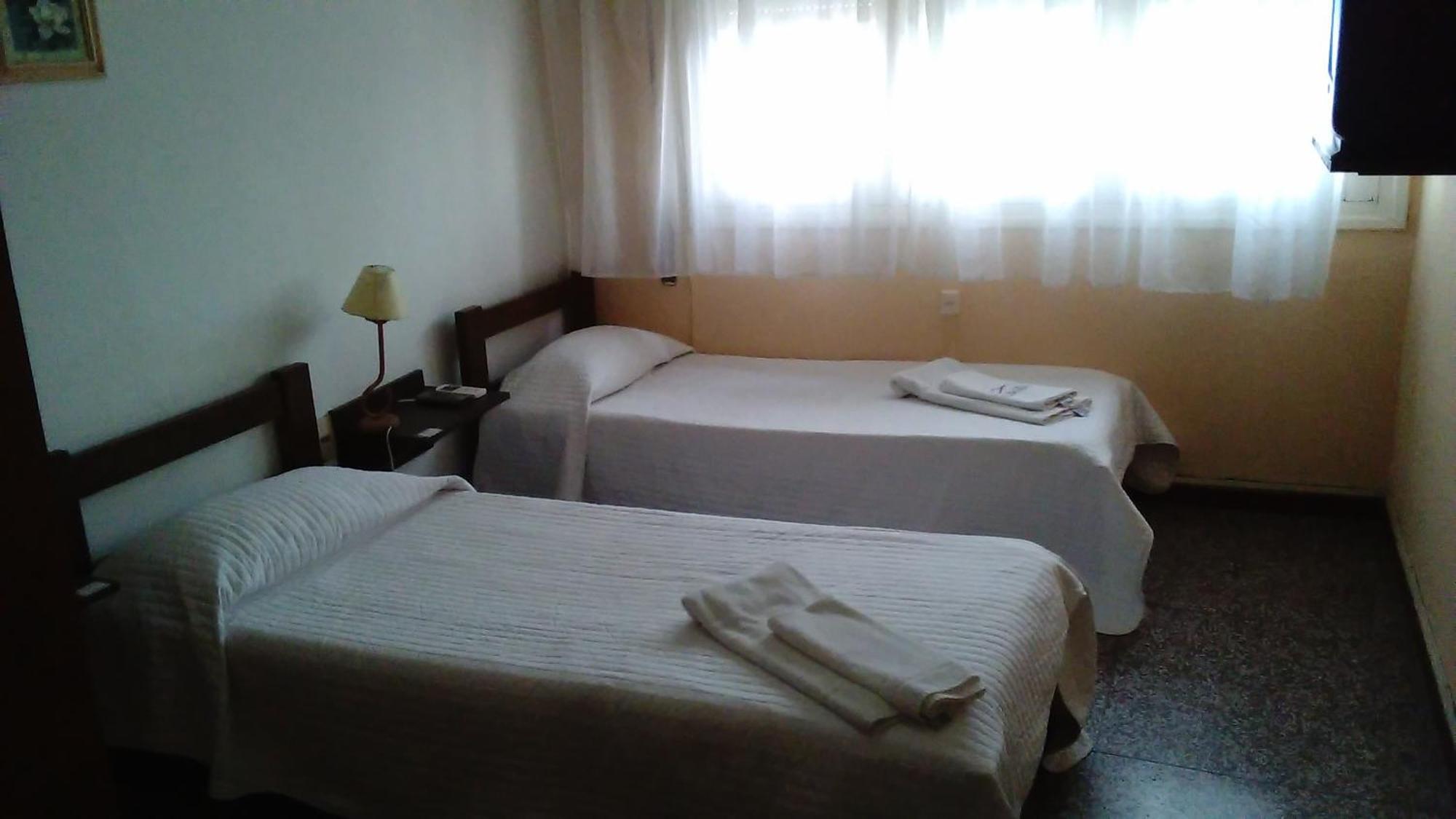 Hotel Minas Ruang foto