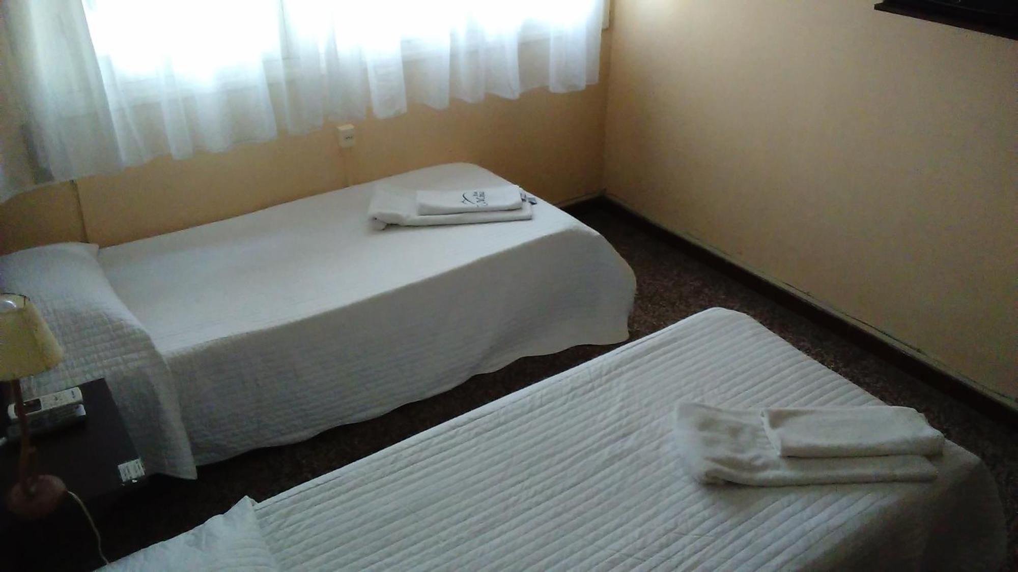 Hotel Minas Ruang foto